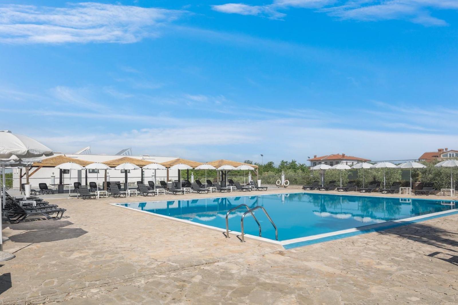 Lana Premium Residence Пореч Екстер'єр фото